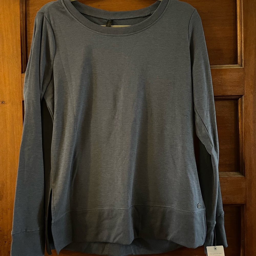 GAIAM NWT Large Ava Crew Pullover in Vintage Indigo